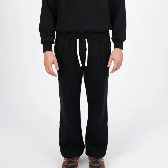 LEBEL Sweatpants Black