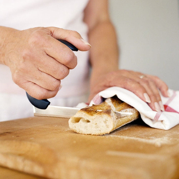 Relieve angled carving knife | Etac Relieve