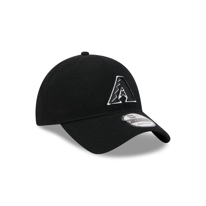 https://cdn.shopify.com/s/files/1/0601/2554/4675/files/60763849_9TWENTY_MERINOWOOL9TWENTY2857_ARIDIA_BLK_3QR.jpg?v=1756993844