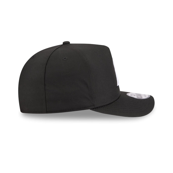 https://cdn.shopify.com/s/files/1/0601/2554/4675/files/60763697_9FIFTYAF_GORETEX950AFPC291_ARIDIA_BLK_RSIDE.jpg?v=1765291715
