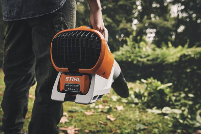 BGA 250 Cordless Leaf Blower