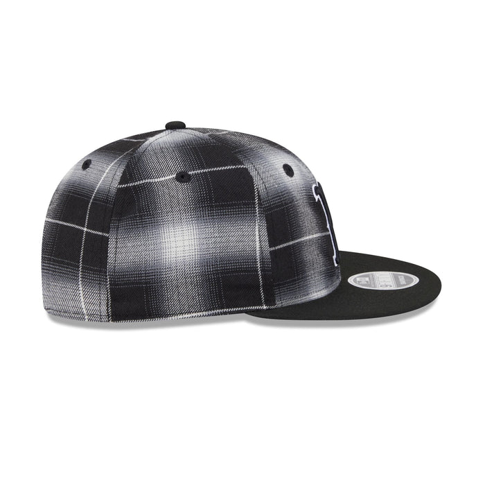 https://cdn.shopify.com/s/files/1/0601/2554/4675/files/60723928_RC9FIFTY_950RCPLAID25830_BOSRED_BLK_RSIDE.jpg?v=1756141606