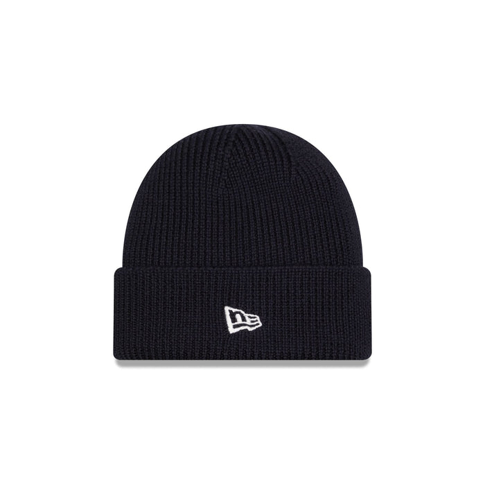 https://cdn.shopify.com/s/files/1/0601/2554/4675/files/60758362_KNITBEANIE_SKULLKNIT26999_BOSRED_OTC_LSIDE.jpg?v=1760987477