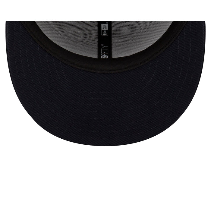 https://cdn.shopify.com/s/files/1/0601/2554/4675/files/60757599_59FIFTY_MLB25ACCHIWHI125ANNGM_CHIWHI_BLK_UV.jpg?v=1744202330