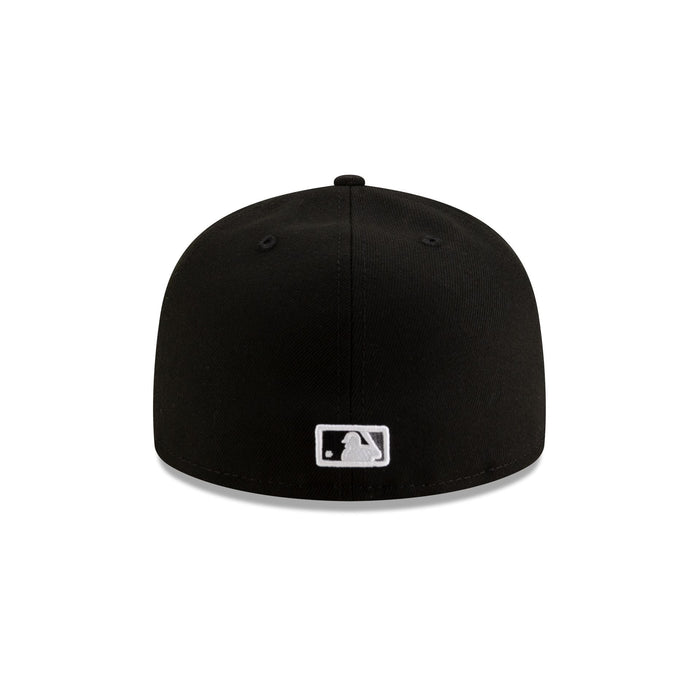 https://cdn.shopify.com/s/files/1/0601/2554/4675/files/60757600_59FIFTY_MLB255950CHIWHI125ANNALT25_CHIWHI_BLK_R.jpg?v=1744202329