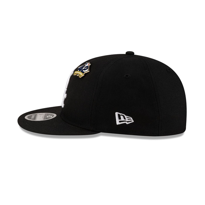 https://cdn.shopify.com/s/files/1/0601/2554/4675/files/60662278_RC9FIFTY_JRD25_CHIWHI_BLK_LSIDE.jpg?v=1741724238