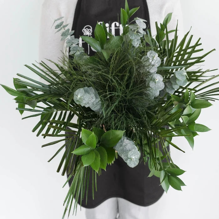 Greenery Centerpiece Apron - Image