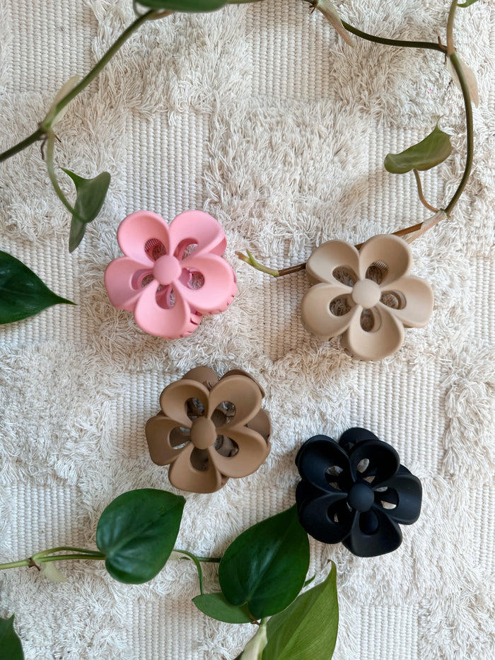 Large Flower Claw Clip