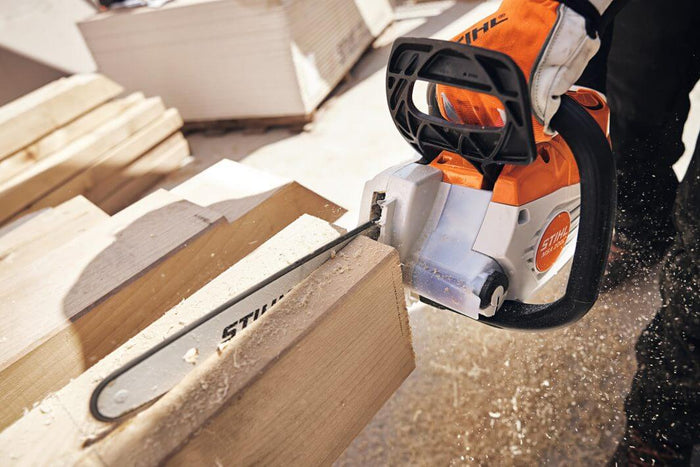 MSA 200 C-B Cordless Chainsaw 14"