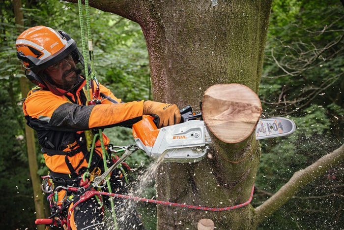 MSA 220 T Top Handle Cordless Chainsaw