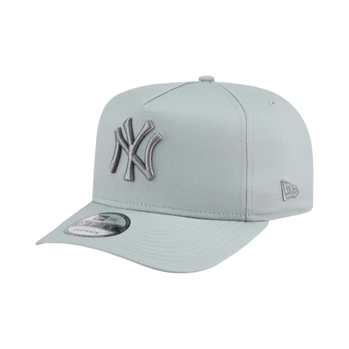 New Era 950 A-Frame Silver Wing Snapback New York Yankees Stone Grey Cap