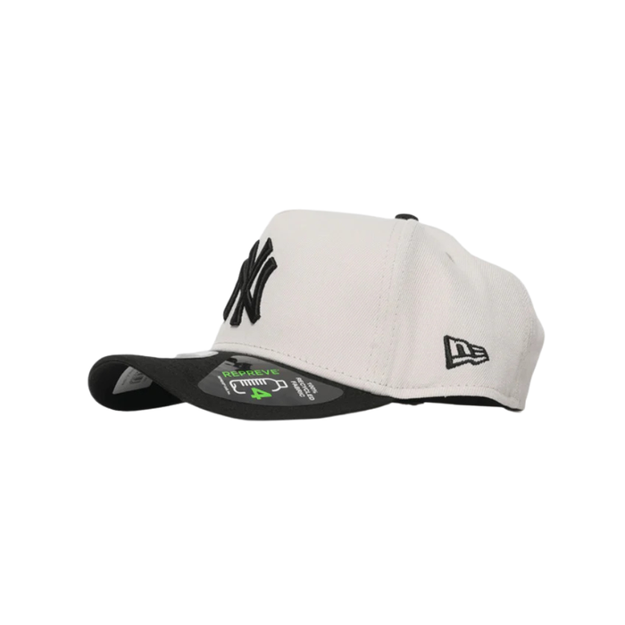 New Era 9Forty A-Frame Repreve New York Yankees Two Tone Snapback Cap