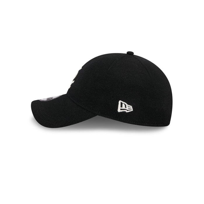 https://cdn.shopify.com/s/files/1/0601/2554/4675/files/60772956_9TWENTY_MERINOWOOL9202925_CHIWHI_OTC_LSIDE.jpg?v=1761747850