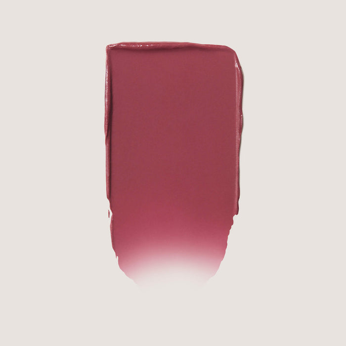 No Makeup Makeup – plum blush swatch, natural minimal makeup