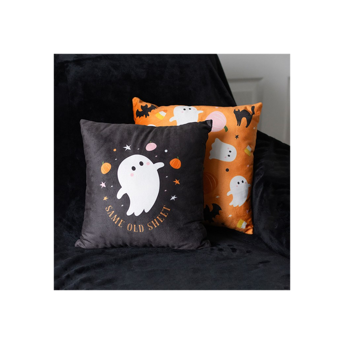 Square Sweet and Spooky Ghost Print Cushion 🇬🇧