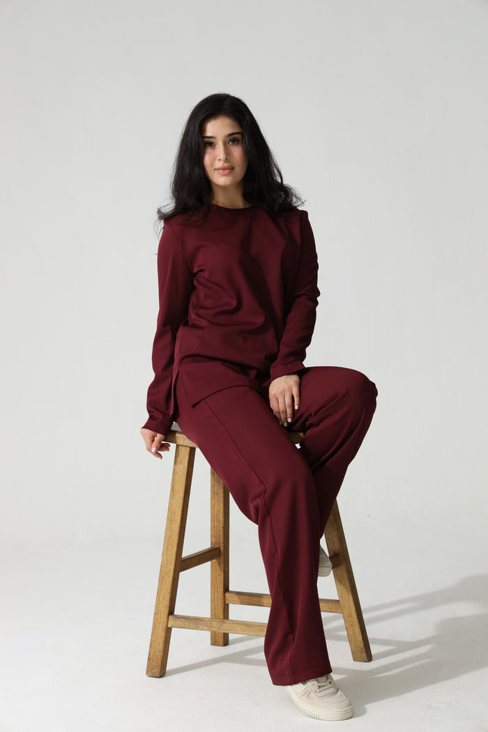 THE LADIES ROUND LONGSLEEVE TOP - Greens Medi Scrubs South Africa - Premium Medical Uniforms & Apparel - Delivery Across SA