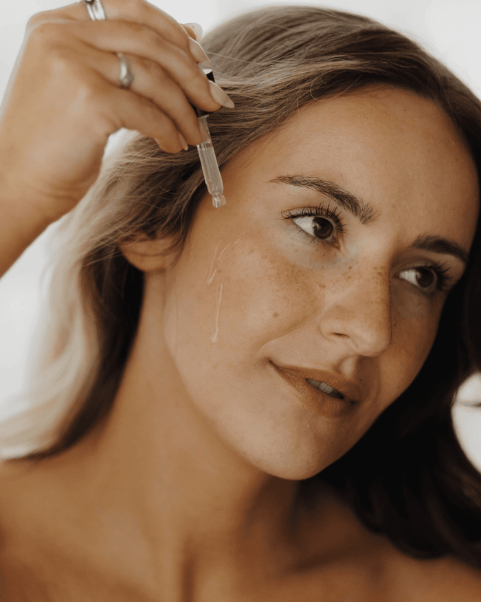 Vitré (Self-Tanning Serum) | BRONZE BOSS LLC