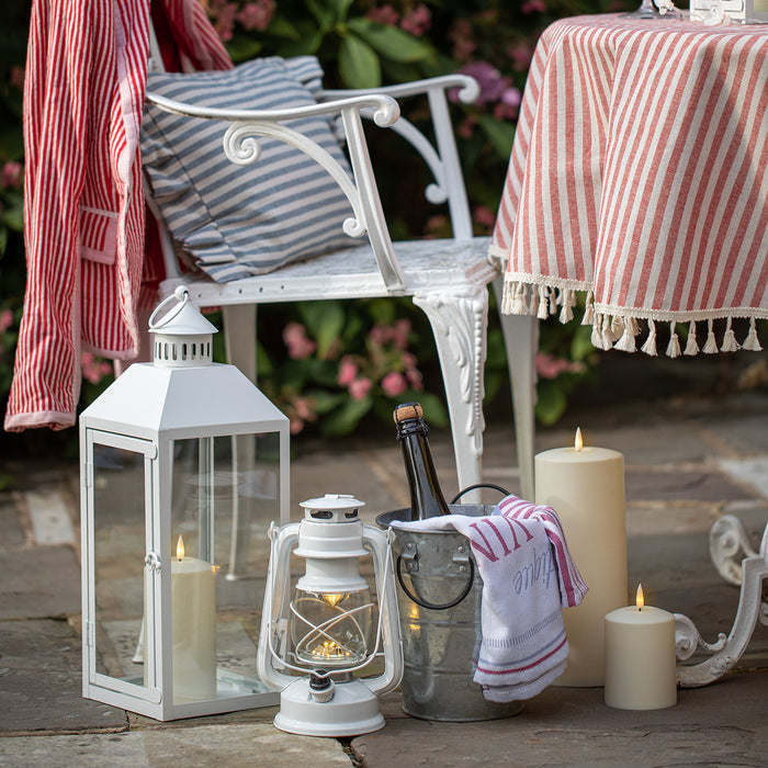 White Storm Battery Lantern