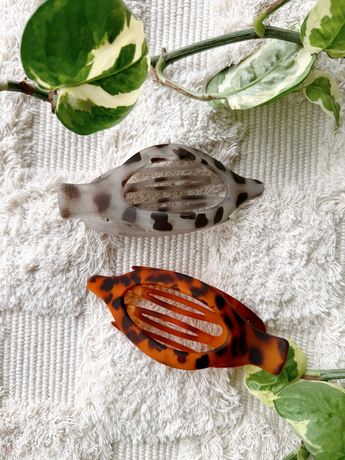 XL Flat Lay Claw Clip